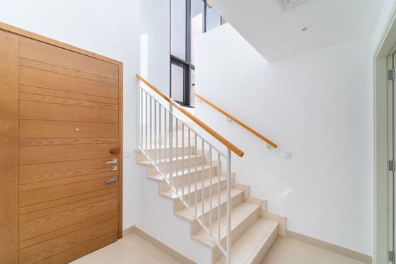 Vacant Now | Corner Unit | Greenbelt Backing, picture 10