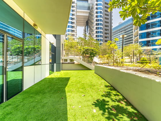 Unfurnished | Private Garden | Negotiable, picture 14