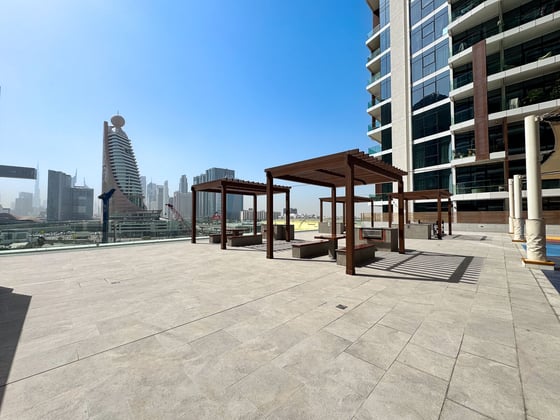 Prime Unit | Two Car Spaces | Iconic View, picture 23