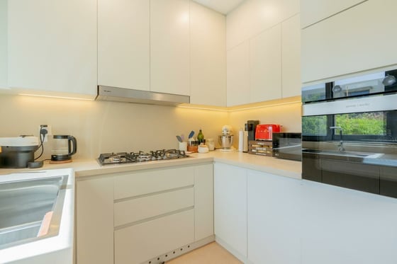 Upgraded | Extended | Greenbelt Backing., picture 9