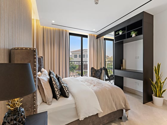 Fully Upgraded Luxury Villa | Lake View., picture 37