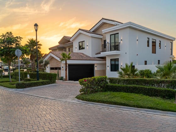 Fully Upgraded Luxury Villa | Lake View., picture 44