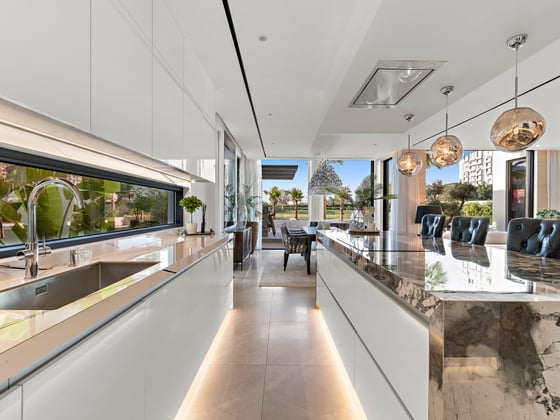 Fully Upgraded Luxury Villa | Lake View., picture 11