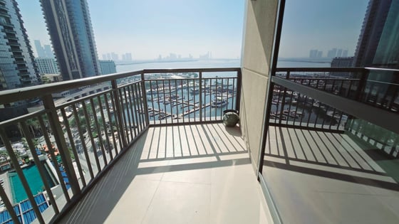 Motivated Seller | Water view | Unfurnished, picture 2