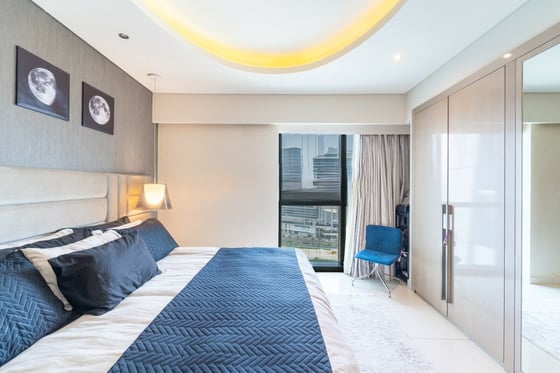 Burj Khalifa View | Vacant | High Floor., picture 11