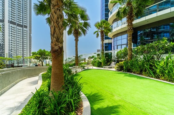 Burj Khalifa View | Vacant | High Floor., picture 22