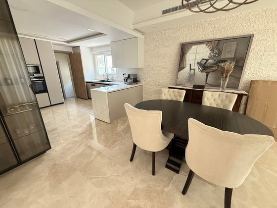 Private Pool | Fully Upgraded | Large Master Room, picture 11