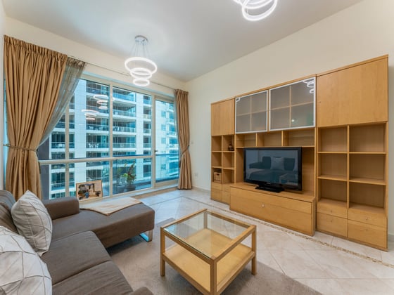 Spacious | Direct Marina Access | Low Floor, picture 2