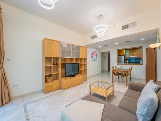 Spacious | Direct Marina Access | Low Floor, picture 3