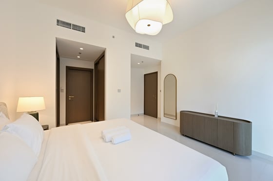 Fully Furnished | Beach Access | Palm Views, picture 8