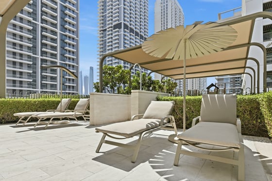 Fully Furnished | Beach Access | Palm Views, picture 18