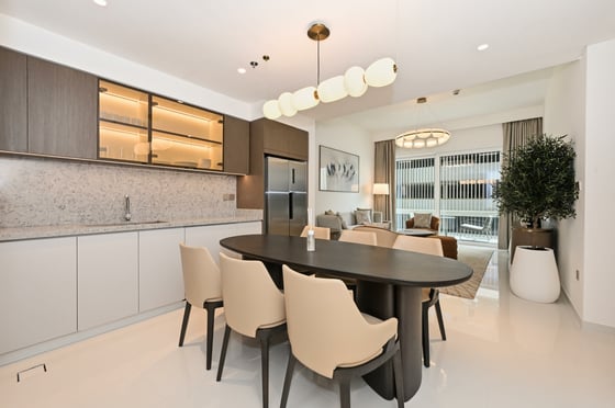 Fully Furnished | Beach Access | Palm Views, picture 2