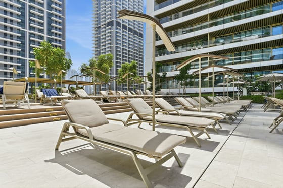 Fully Furnished | Beach Access | Palm Views, picture 17