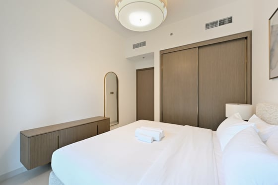 Fully Furnished | Beach Access | Palm Views, picture 12