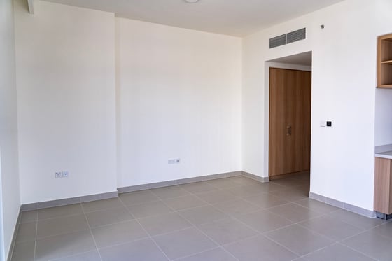 Canal View | Brand New | Spacious Layout, picture 16