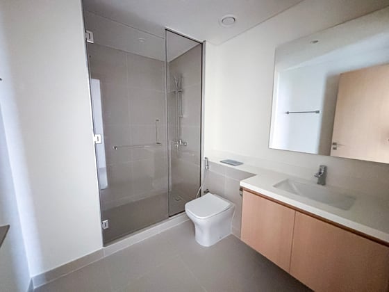 Canal View | Brand New | Spacious Layout, picture 19