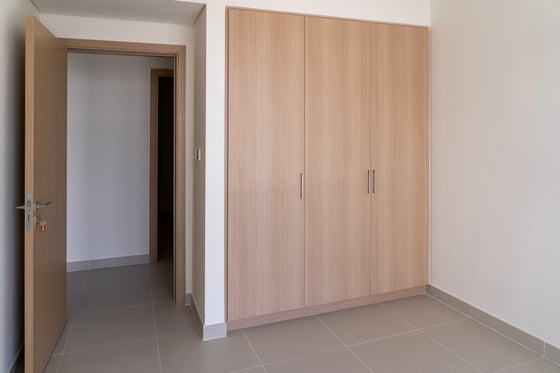 Canal View | Brand New | Spacious Layout, picture 11