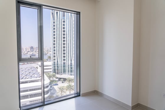 Canal View | Brand New | Spacious Layout, picture 12
