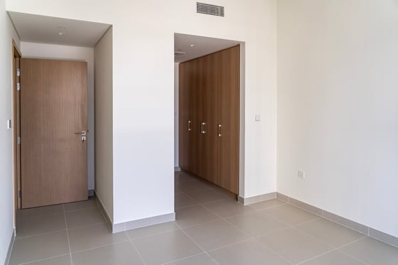 Canal View | Brand New | Spacious Layout, picture 15