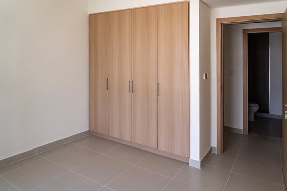 Canal View | Brand New | Spacious Layout, picture 13
