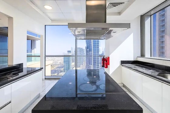 High Floor | With Maid's Room | Spacious, picture 4