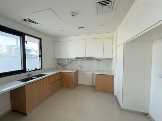 Single Row | Vastu | Mortgage Possible.., picture 7
