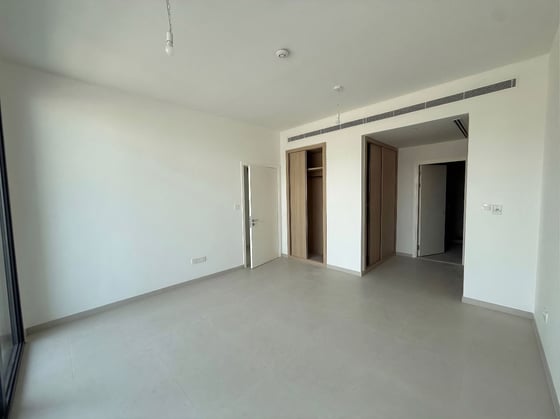 Single Row | Vastu | Mortgage Possible.., picture 5