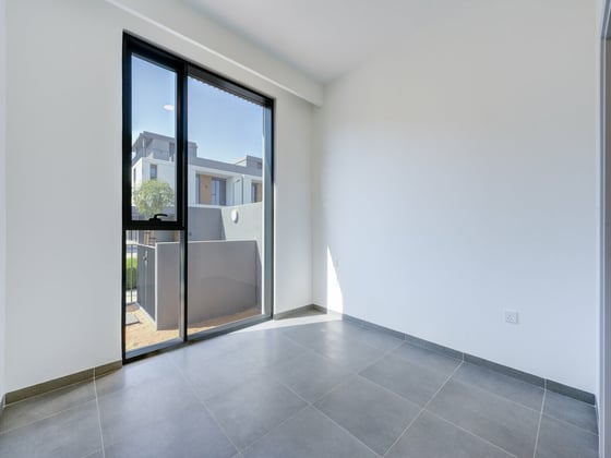 Internal Location | Spacious | Brand New, picture 8