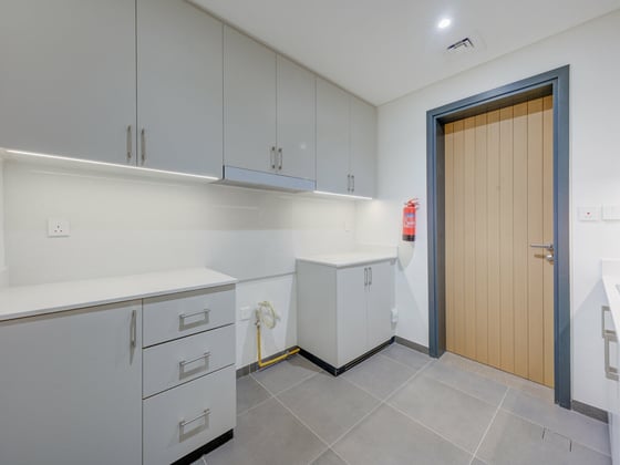 Internal Location | Spacious | Brand New, picture 5