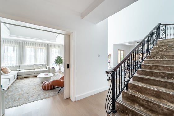 Skyline View | Park Backing | 4 Bedrooms, picture 4