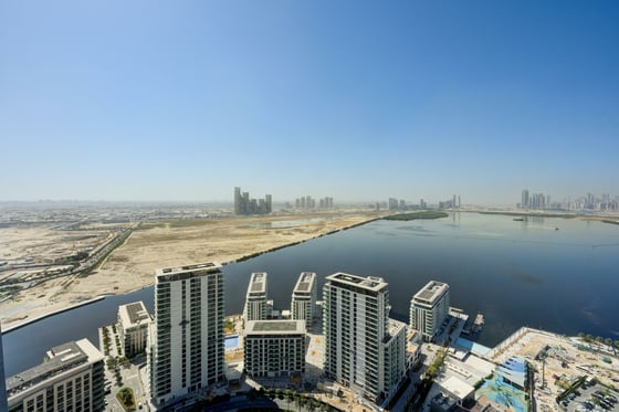 Luxury| Full Water Front View | Burj Khalifa View, picture 3