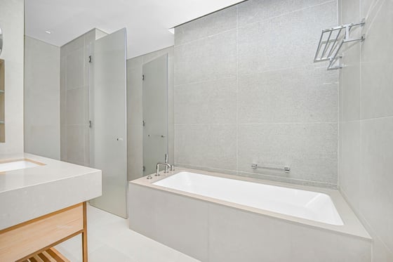 Branded Residence | 3BR + Maid | High Floor, picture 25