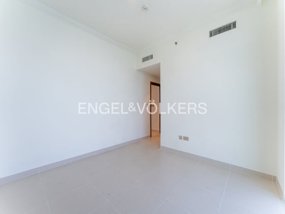 High Floor | Marina & Palm Views | Private Beach Access, picture 15