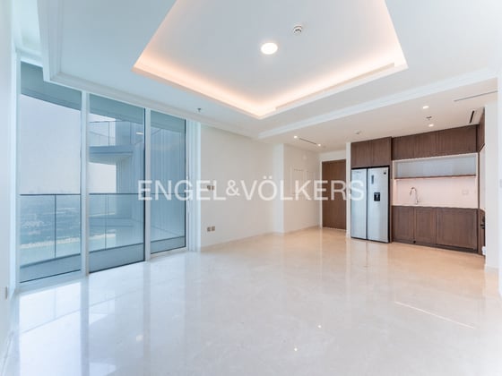 High Floor | Marina & Palm Views | Private Beach Access, picture 8