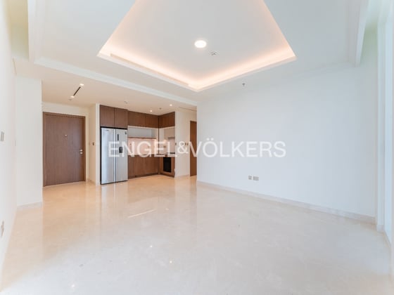 High Floor | Marina & Palm Views | Private Beach Access, picture 10