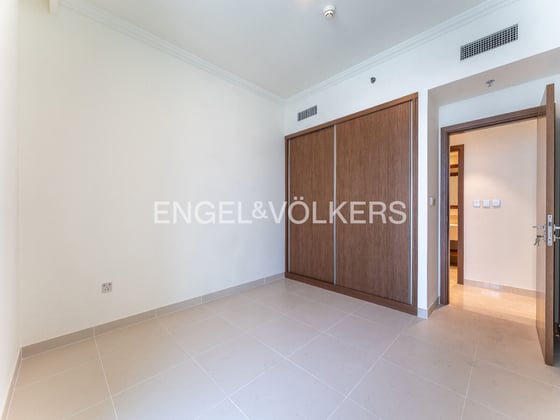 High Floor | Marina & Palm Views | Private Beach Access, picture 13