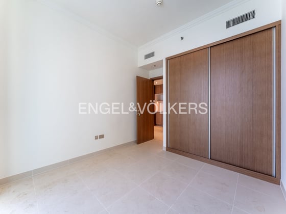 Skyline & Palm Views | High Floor | Beach Access, picture 14