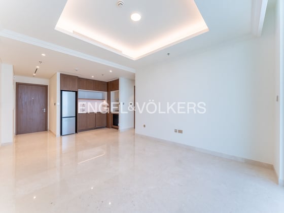 Skyline & Palm Views | High Floor | Beach Access, picture 10
