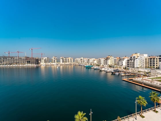 Exclusive| Large Corner Layout|  Panoramic Views, picture 15