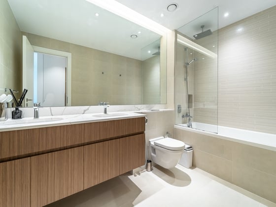 Exclusive| Large Corner Layout|  Panoramic Views, picture 8