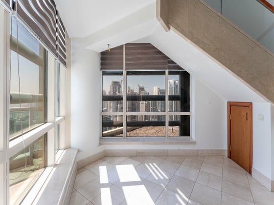 Duplex Penthouse | Vacant | Chiller Free, picture 7