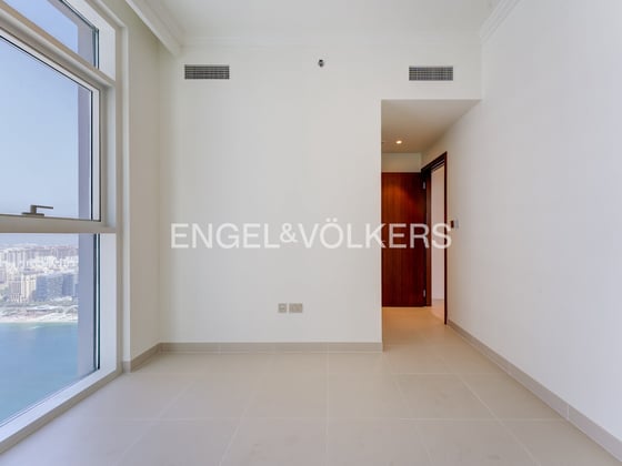 Marina Skyline View | High Floor | Beachfront, picture 14