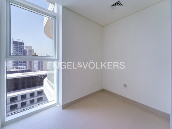 High Floor | Full Marina View | Private Beach, picture 17