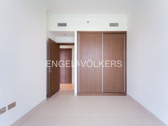 High Floor | Full Marina View | Private Beach, picture 12