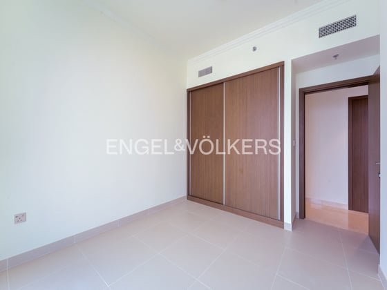 High Floor | Full Marina View | Private Beach, picture 9