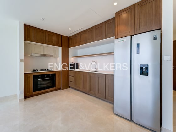 High Floor | Full Marina View | Private Beach, picture 3
