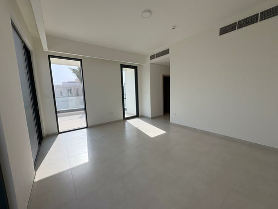 Corner Unit | Great Location | Book Now., picture 6
