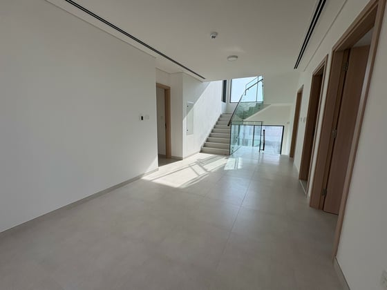 Corner Unit | Great Location | Book Now., picture 7