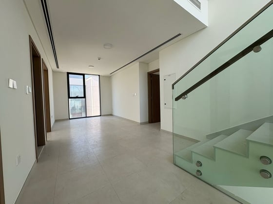 Corner Unit | Great Location | Book Now., picture 23