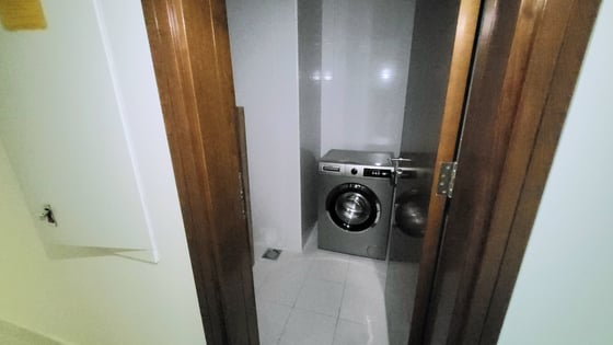 With Maid's Room | Best Layout | Vacant in April, picture 8